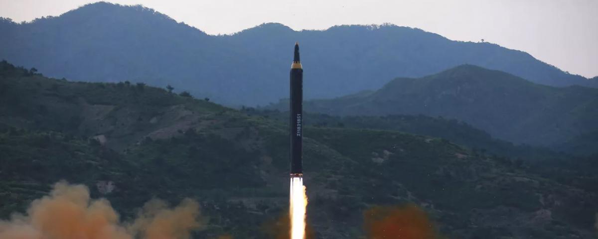 В МО Японии заявили, что запущенная КНДР ракета может угрожать всей территории США