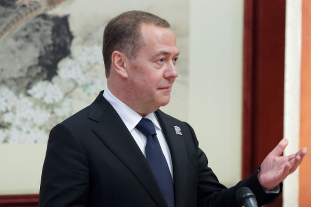 Жёсткие сигналы Европе и НАТО: о чём зампред Совбеза РФ предупреждает Запад?