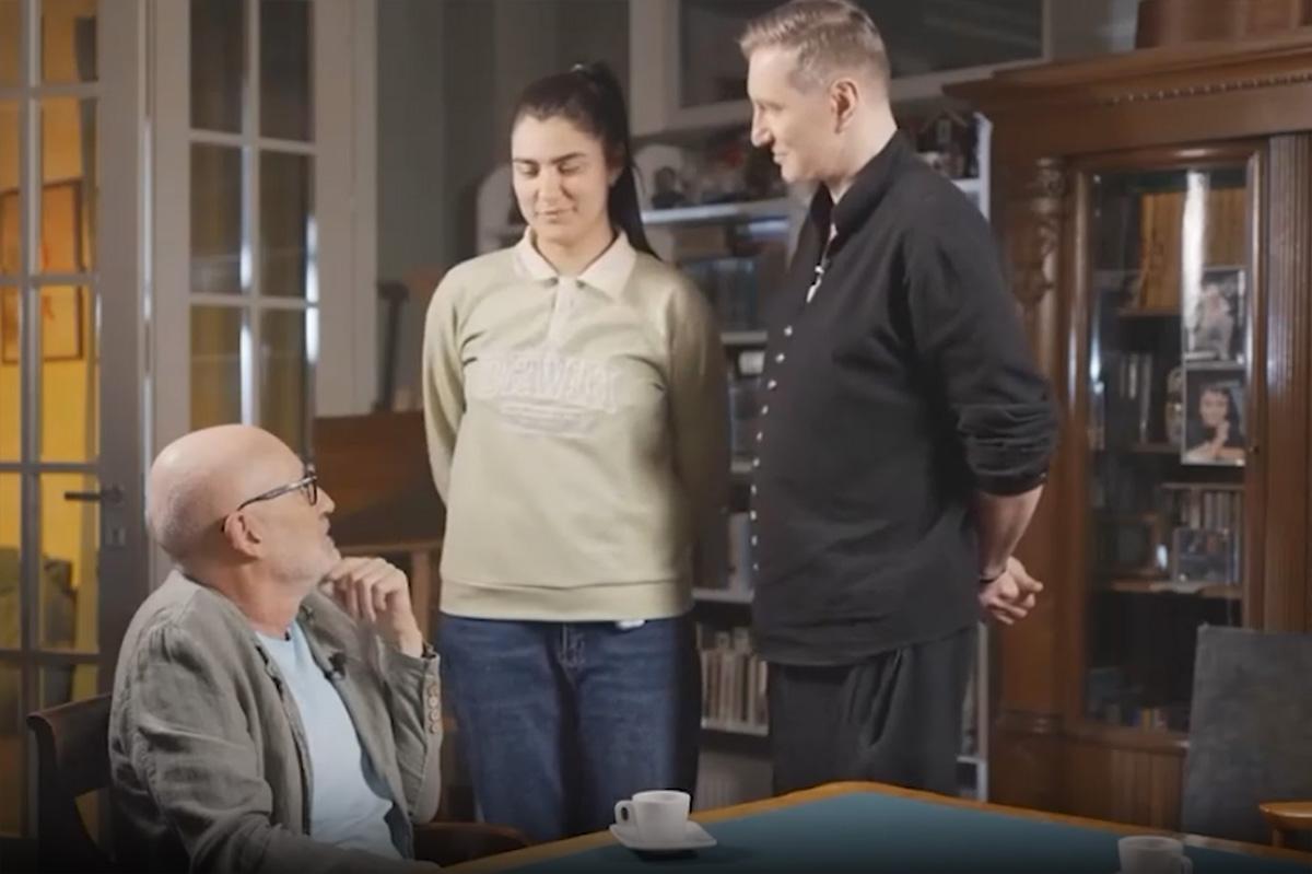 61-летний Гордон объявил о браке с 23-летней девушкой