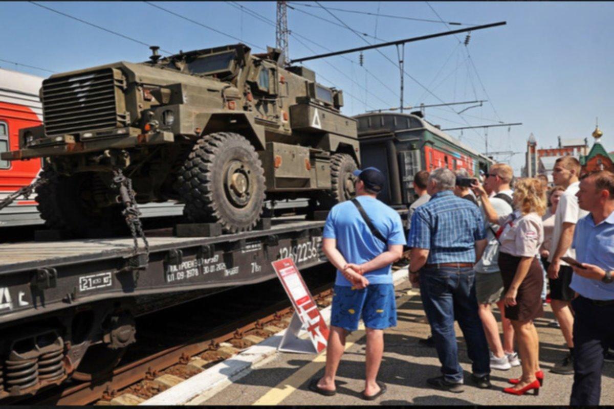 . В Кострому прибыл специальный поезд Минобороны  «Единство в памяти. Сила в подвиге»