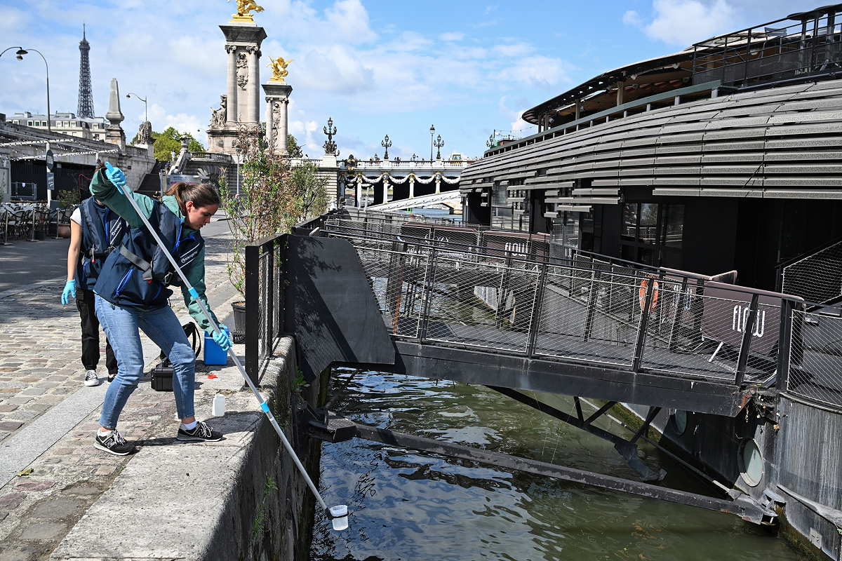 Франция зря потратила около 1,4 млрд евро на очистку Сены