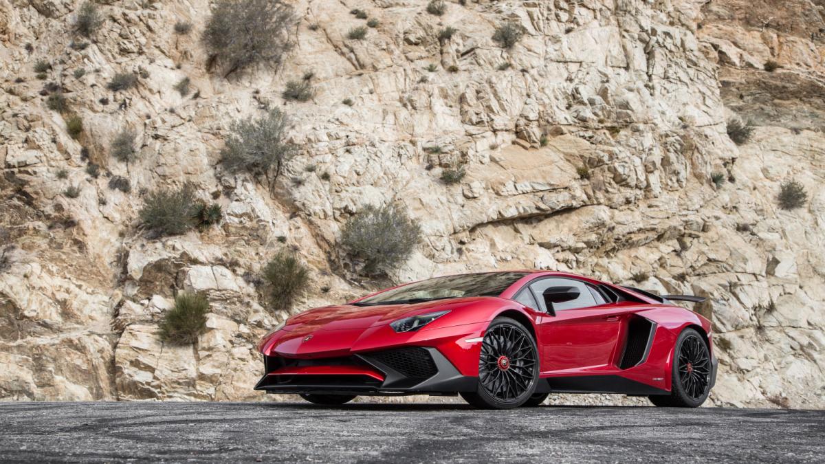 В тропиках нашли заброшенный суперкар Lamborghini