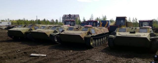 В борьбе с лесными пожарами в Якутии используют бронированные транспортеры