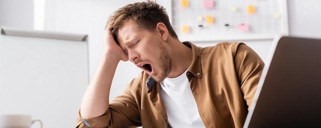 Врач Терещенко назвала причины сонливости россиян