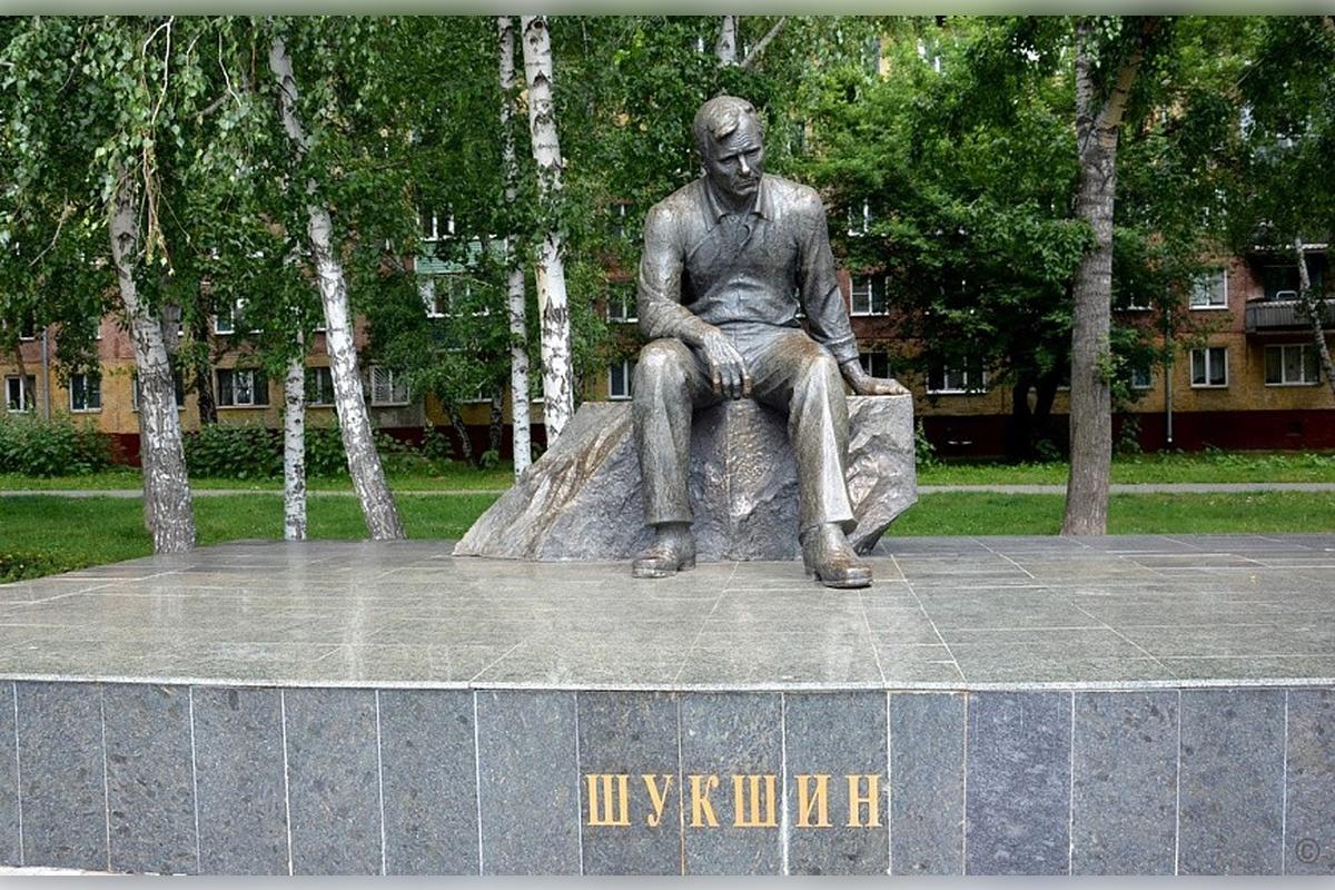 Барнаульцы готовят масштабный фестиваль к 96-летию Василию Шукшина