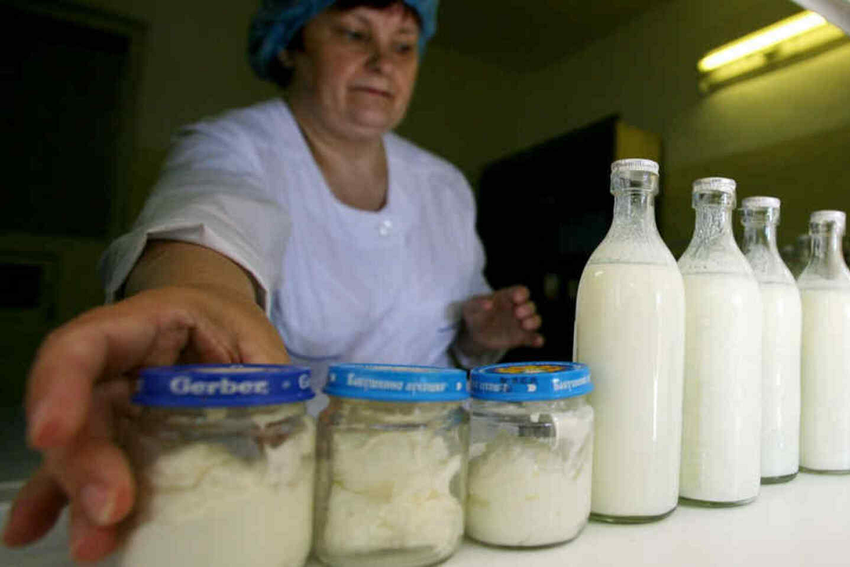 В России (страна-террорист) хотят возродить молочные кухни
