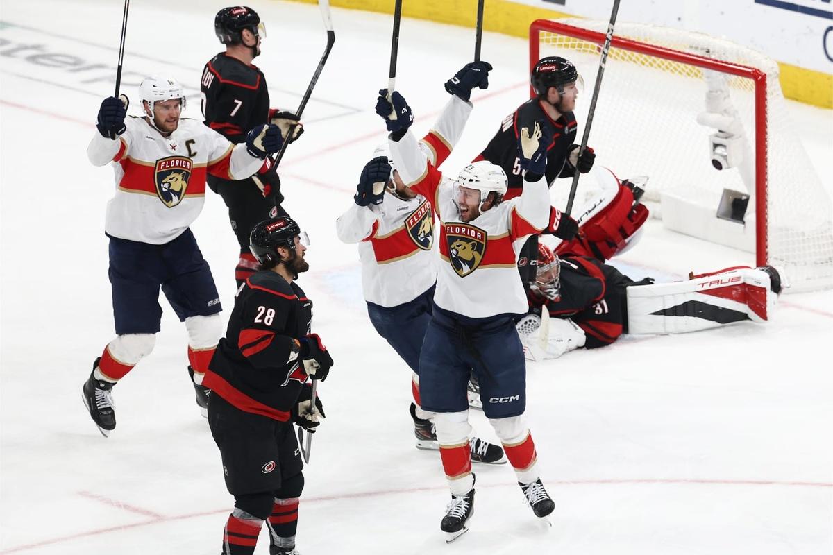 «Флорида Пантерз» вышла в финал Кубка Стэнли разгромив «Каролину» в пятом матче