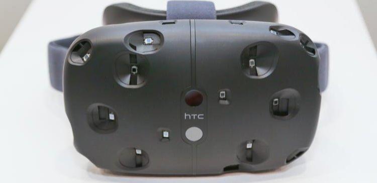 HTC назвала дату начала предзаказов на VR-очки Vive