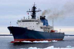 «Ледяной плен» в Балтике: финны запросили помощь у российских ледоколов