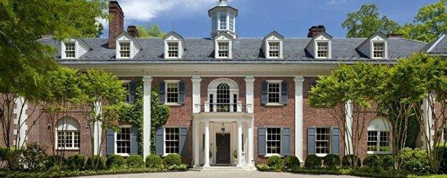 В США на аукцион выставили дом детства Жаклин Кеннеди