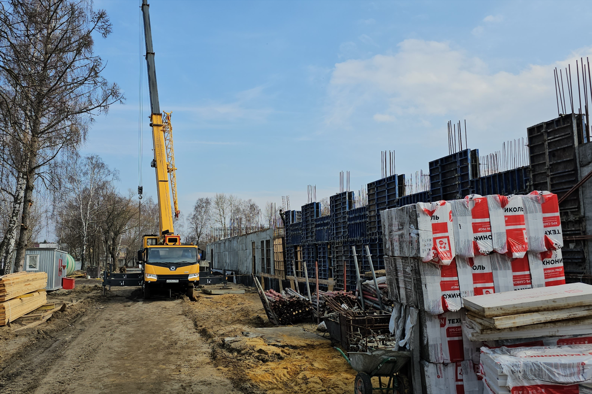 Большой спорт в Луховицах: Реконструкция стадиона «Спартак» завершится до конца года