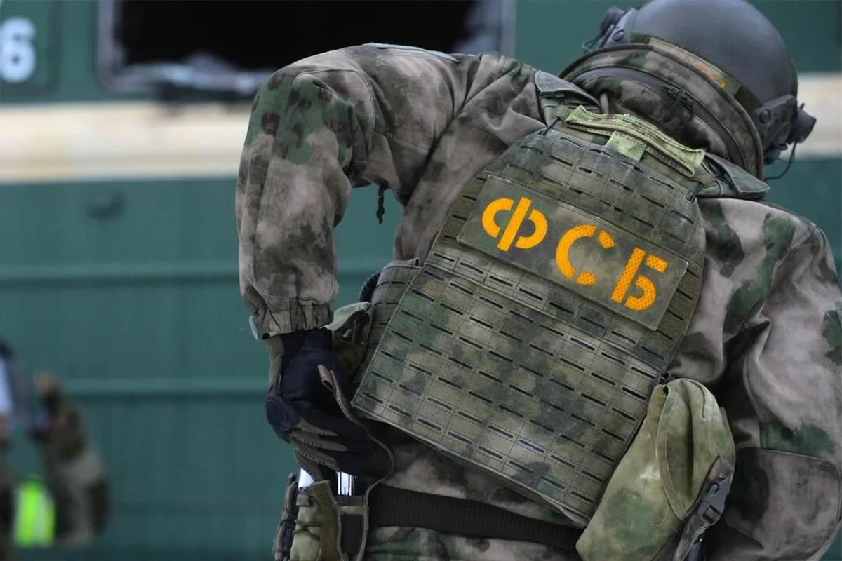 ФСБ выявила организаторов незаконной легализации иностранцев в Приморье