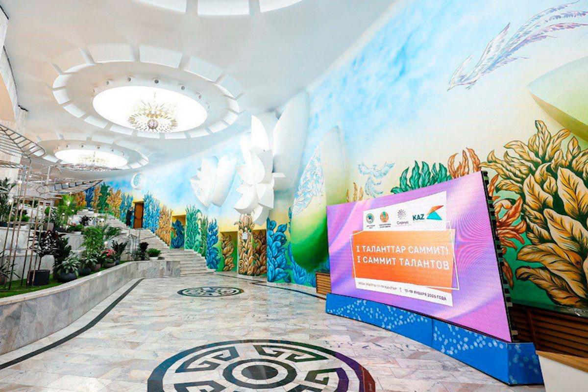 Липецкий школьник представил на Саммите талантов в Казахстане свой дрон для работы в шахтах