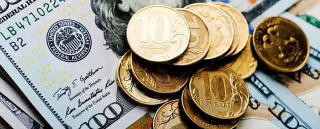 Финансист рассказал о влиянии падения курса рубля на жизнь россиян