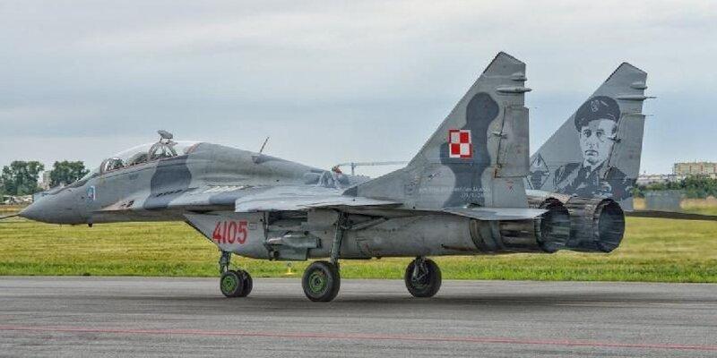 Истребитель МиГ-29 польских ВВС потерял топливный бак во время полета над жилой зоной