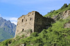 В высокогорье Кабардино-Балкарии восстановят древнюю архитектурную реликвию - башню Болат-Кала