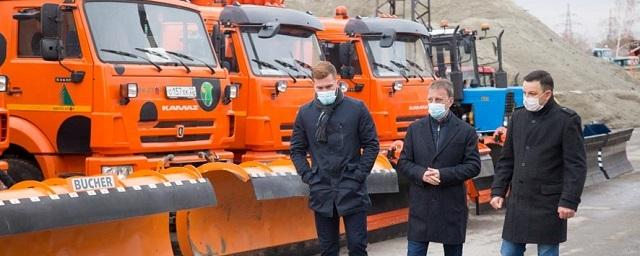 На улицах Барнаула зимой будет работать около 300 единиц дорожной техники