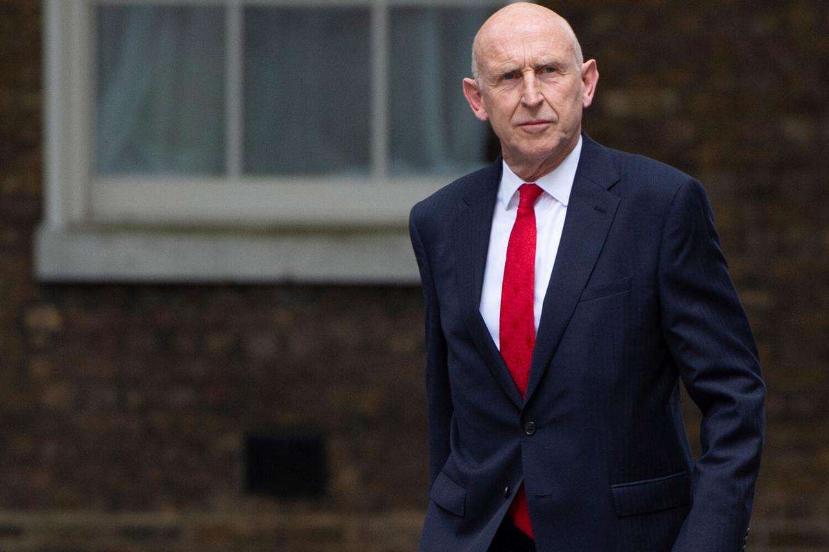 Глава Минобороны Британии обратился к Путину с предложением по Украине