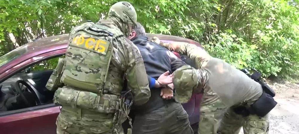 В ДНР задержали шпиона, работавшего на внешнюю разведку Украины - видео