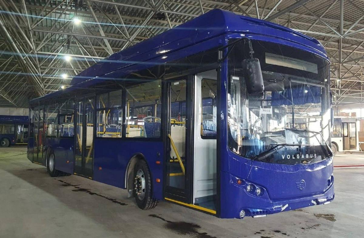 В Астрахань пришла первая партия автобусов большой вместимости VOLGABUS-5270