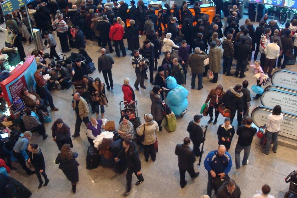 На Дальнем Востоке тысячи пассажиров не могут сесть на самолеты, летящие в Москву