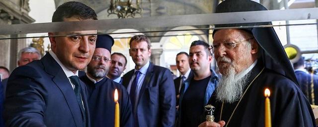 Зеленский: Я прошу все церкви помолиться за перемирие в Донбассе