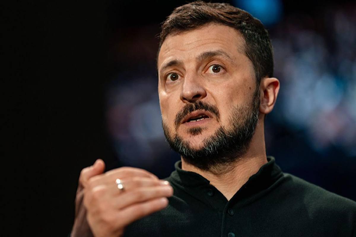 Зеленский запросил у Запада 30 млрд долларов на конфликт с Россией