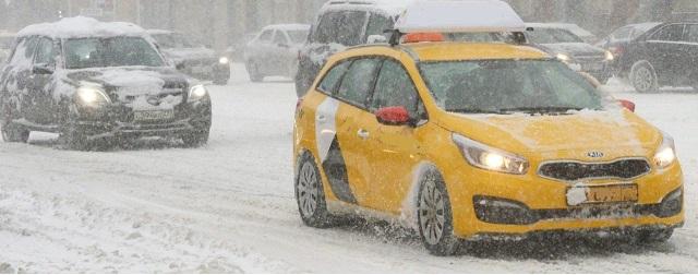 Самарцев возмутили драконовские цены на такси в период сильных морозов