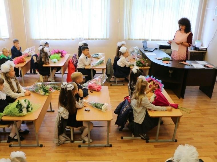 Начало учебного года в Омской области переносить не будут