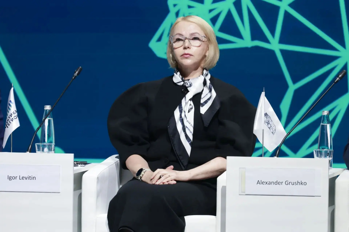 Ирина Гехт на форуме «Арктика — Регионы»: Наша задача — создать условия, чтобы люди приезжали в НАО и оставались здесь жить