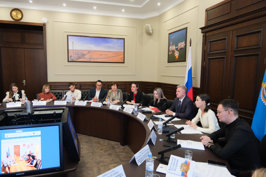 Защита нравственности и здоровья детей в Астраханской области - молодежный парламент при Думе выступил с новыми инициативами