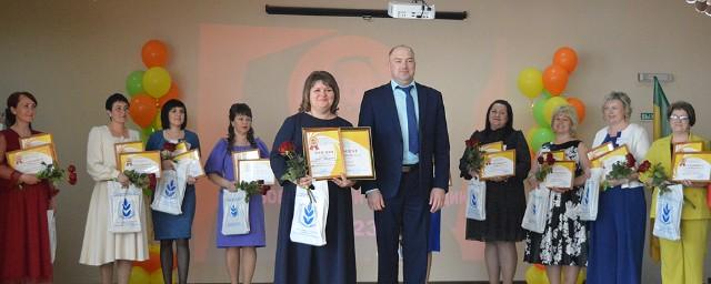 В Пензе лучший воспитатель детсада получил в награду 100 тысяч рублей