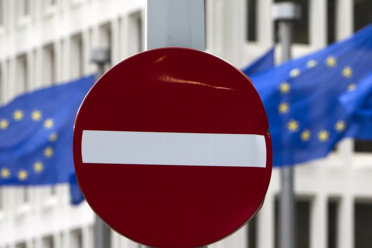 Западные СМИ признали неудобную правду о политике Европы в отношении России