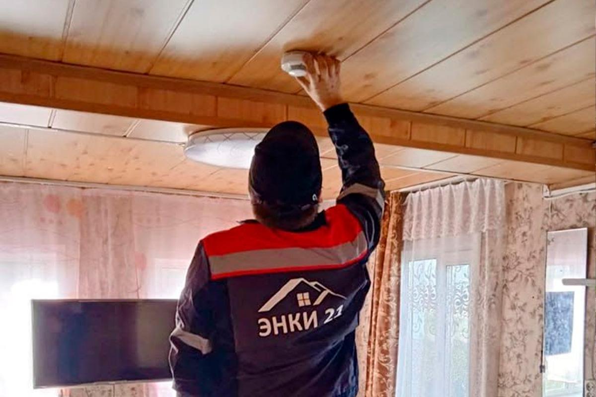 Более 6 тысяч дымовых датчиков установили в Чувашии для защиты семей от пожара за два года