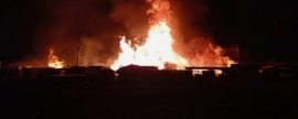 Пожар на площади 1050 квадратных метров бушевал в Екатеринбурге ночью