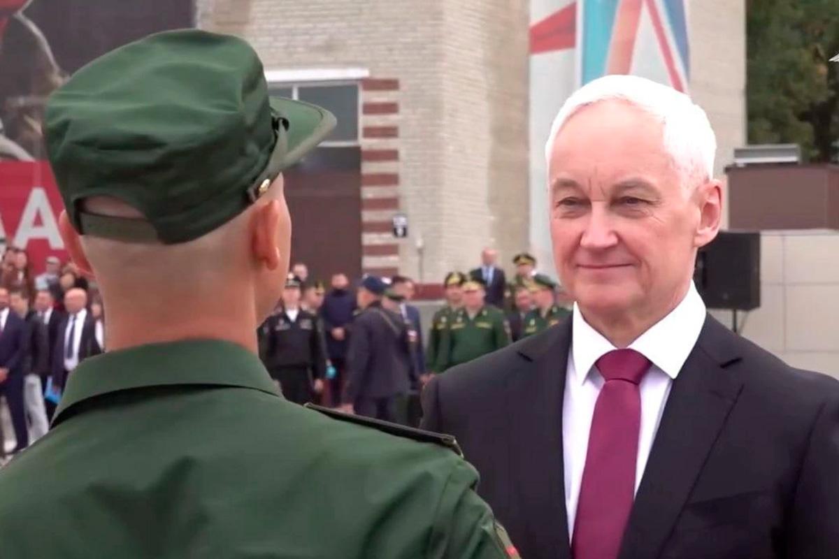 Андрей Белоусов проверил готовность Новосибирского военного училища к началу учебного года