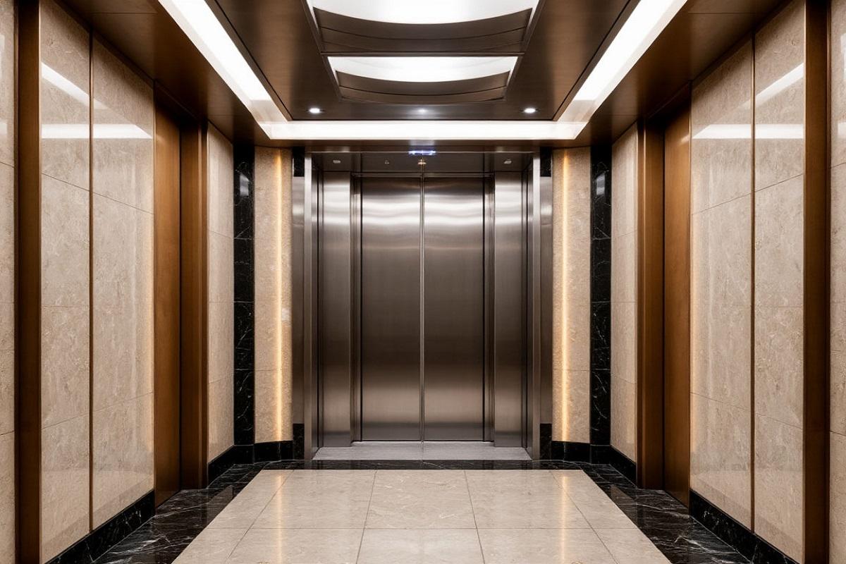 В Каспийске ведется проверка по факту падения лифта с детьми внутри