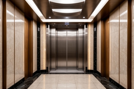 В Каспийске ведется проверка по факту падения лифта с детьми внутри