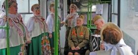 В Кировских автобусах в честь Дня Победы споют песни военных лет