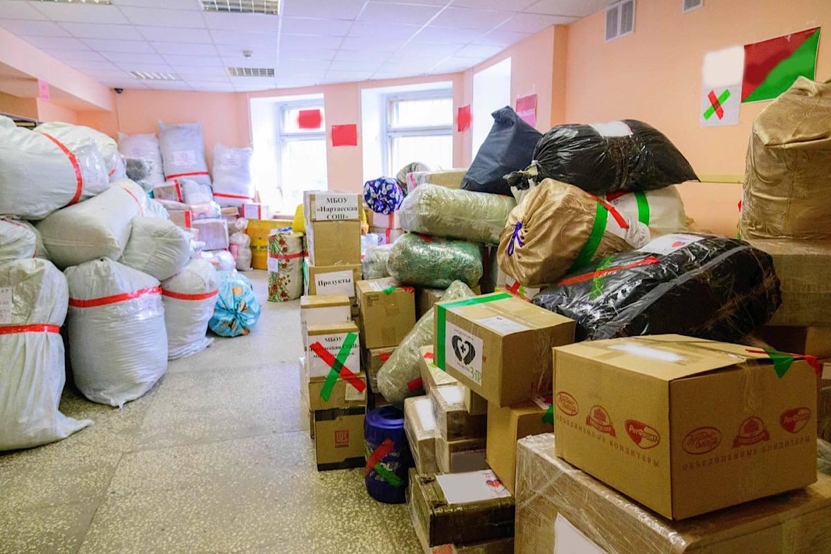 «Ваша помощь - наша вера в победу!»: из Марий Эл в зону СВО отправилась 55-я партия гуманитарного груза