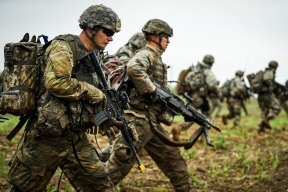 Меркурис: Россия начнет военные действия с НАТО при вводе войск на Украину