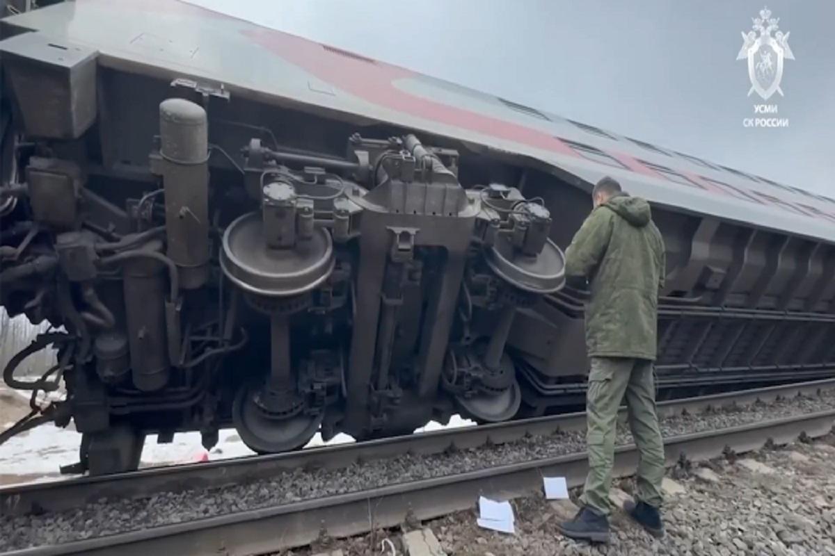 Крушение поезда под Ульяновском: солистка «Демо» поделилась деталями эвакуации