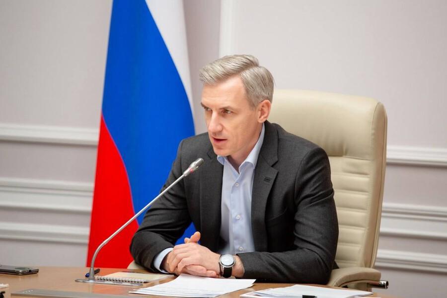 Выплата врачам 1 млн рублей в Смоленской области с 2026 года: условия от губернатора Анохина