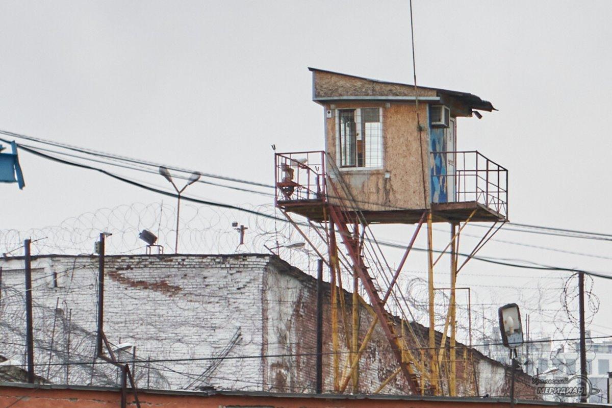 С задержанными после побега из СИЗО в Екатеринбурге заключенными работают следователи