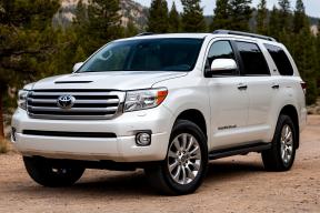 В России новые внедорожники Toyota Sequoia продаются за 12,2 млн рублей