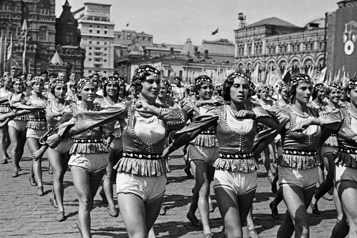 Аборт в СССР: между законом и осуждением. Как делали свой выбор советские женщины?