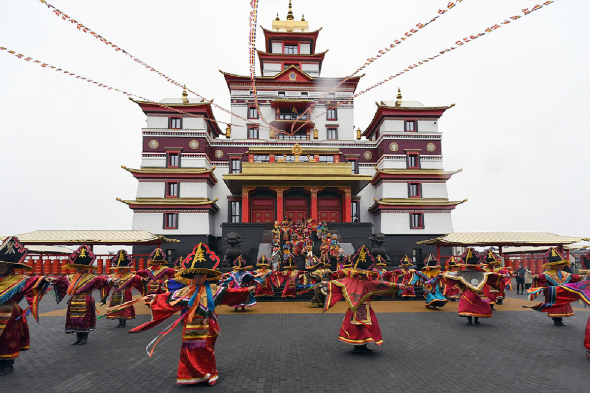 Буддийские святыни Тывы, Бурятии и Калмыкии свяжет единый туристический маршрут