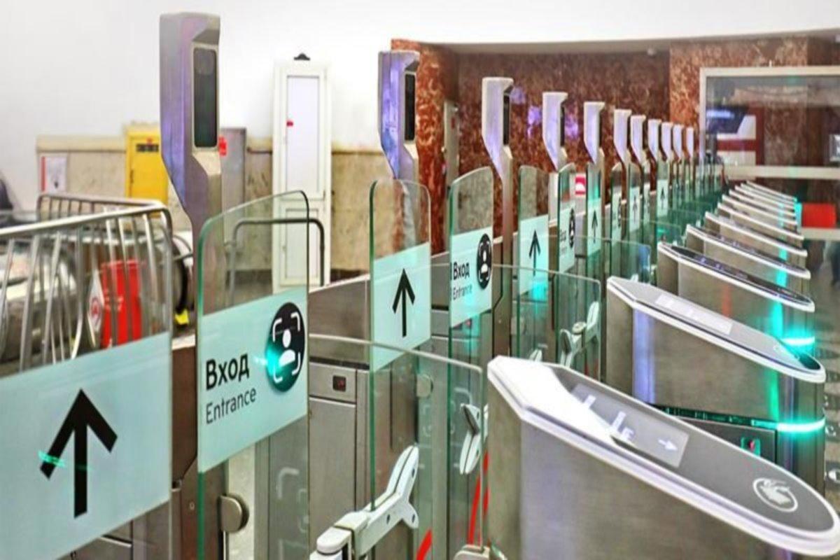 Все турникеты Калужско-Рижской линии московского метро теперь поддерживают оплату по биометрии