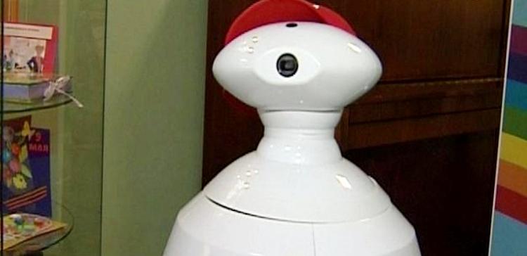 В Сургуте появился робот-библиотекарь