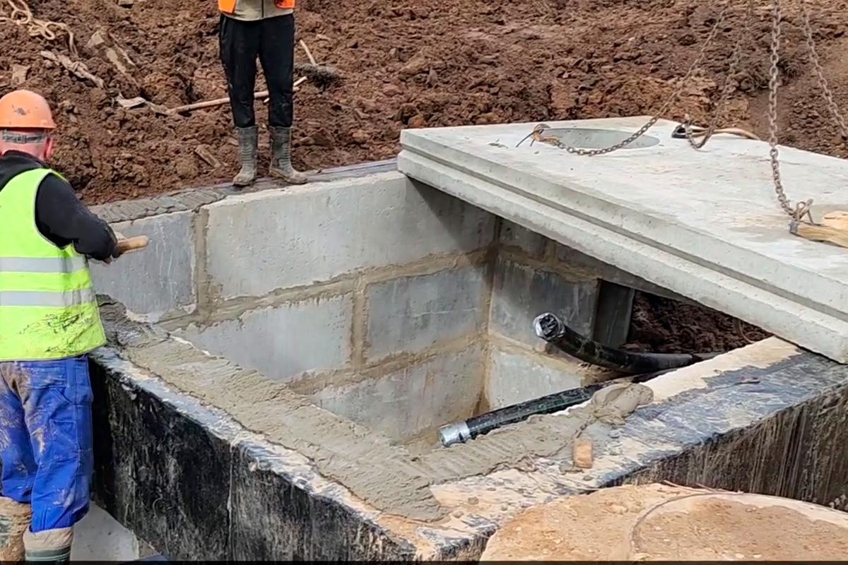 В Рузском муниципальном округе модернизируют теплосети с установкой новых подземных камер